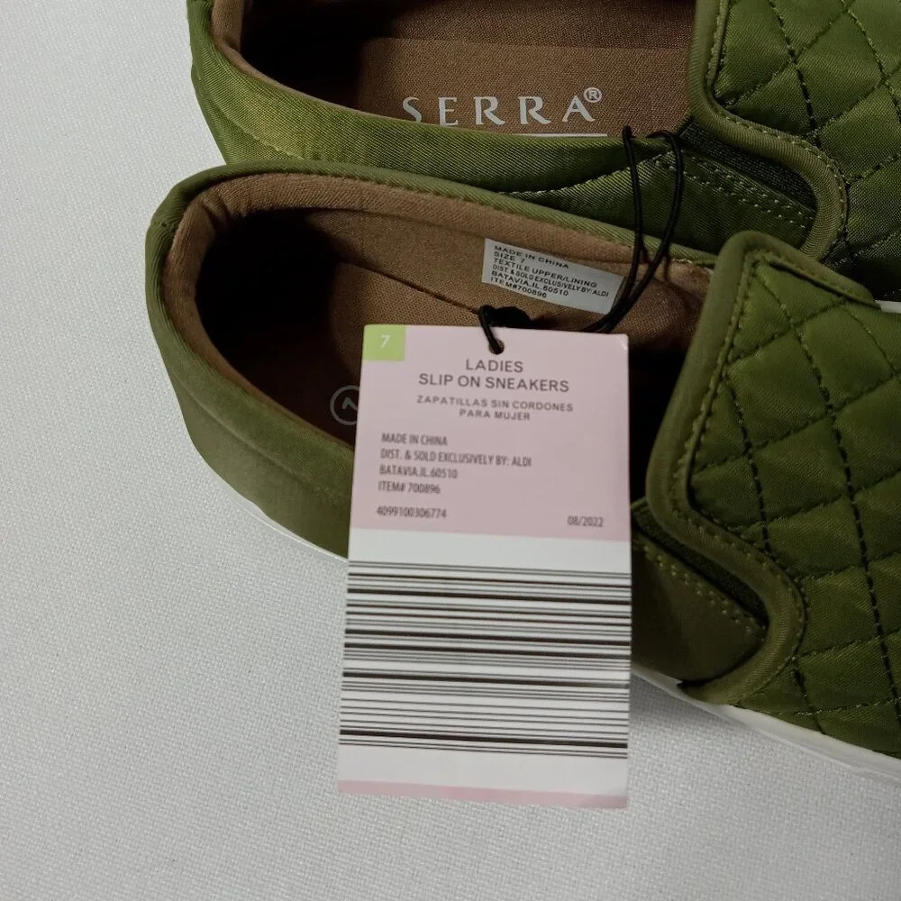 SERRA Women's Quilted Memory Foam Green Slip On Loafer Size 7 *NWT